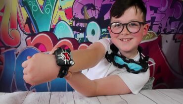 ** UNBOXING SPY-X SURVEILLANCE GADGETS **